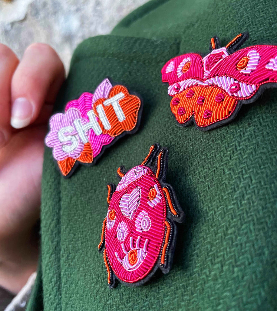 Broche "Shit"