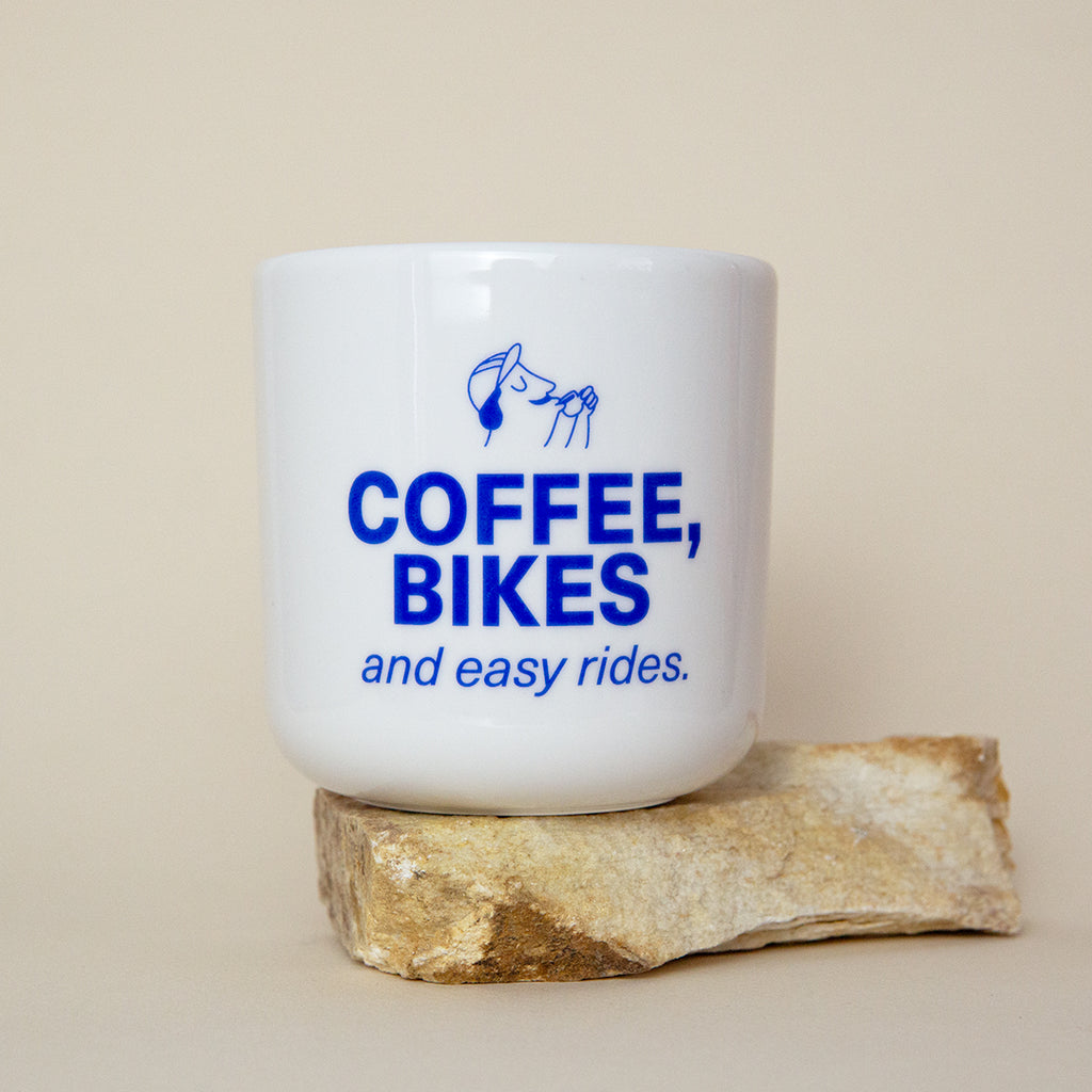 Porzellanbecher "Coffee, bikes & easy rides"