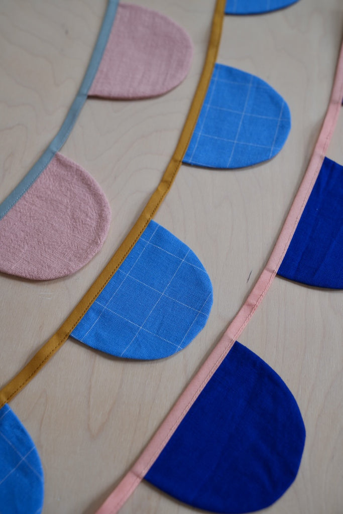 Deko Girlande "Cobalt Blau"