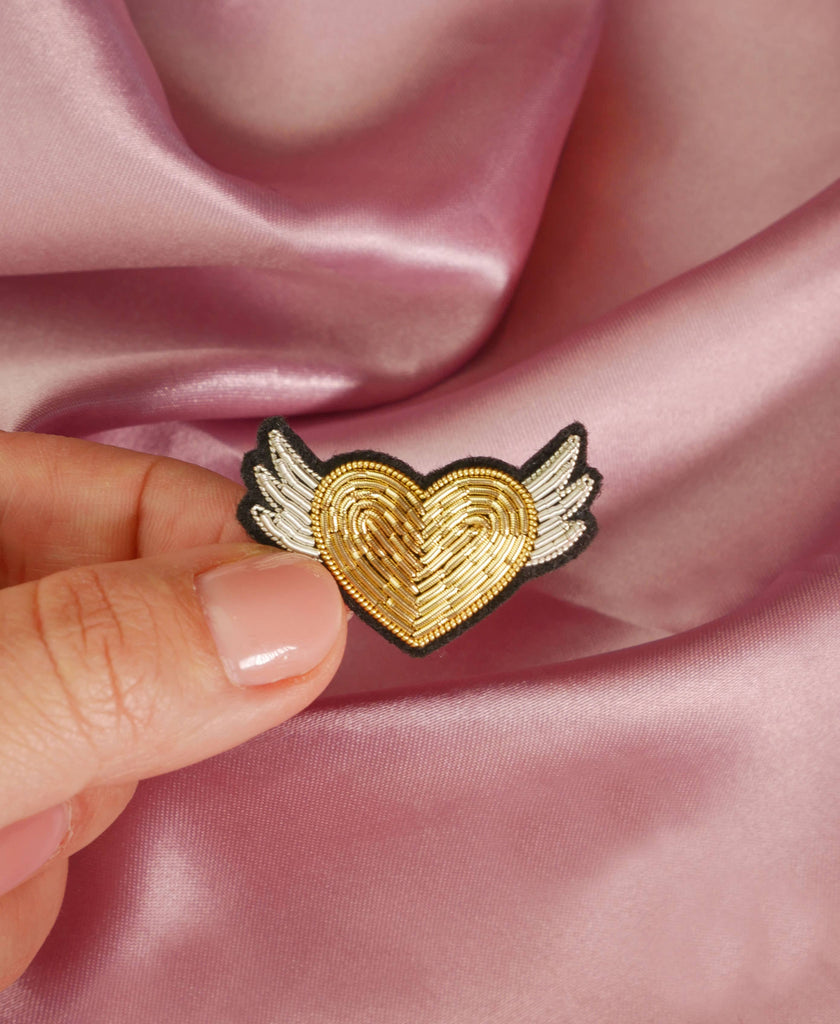 Brosche "Flying Heart"