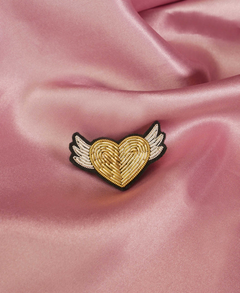 Brosche "Flying Heart"